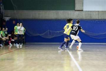 Una mala primera mitad condena al Teldeportivo/TA.